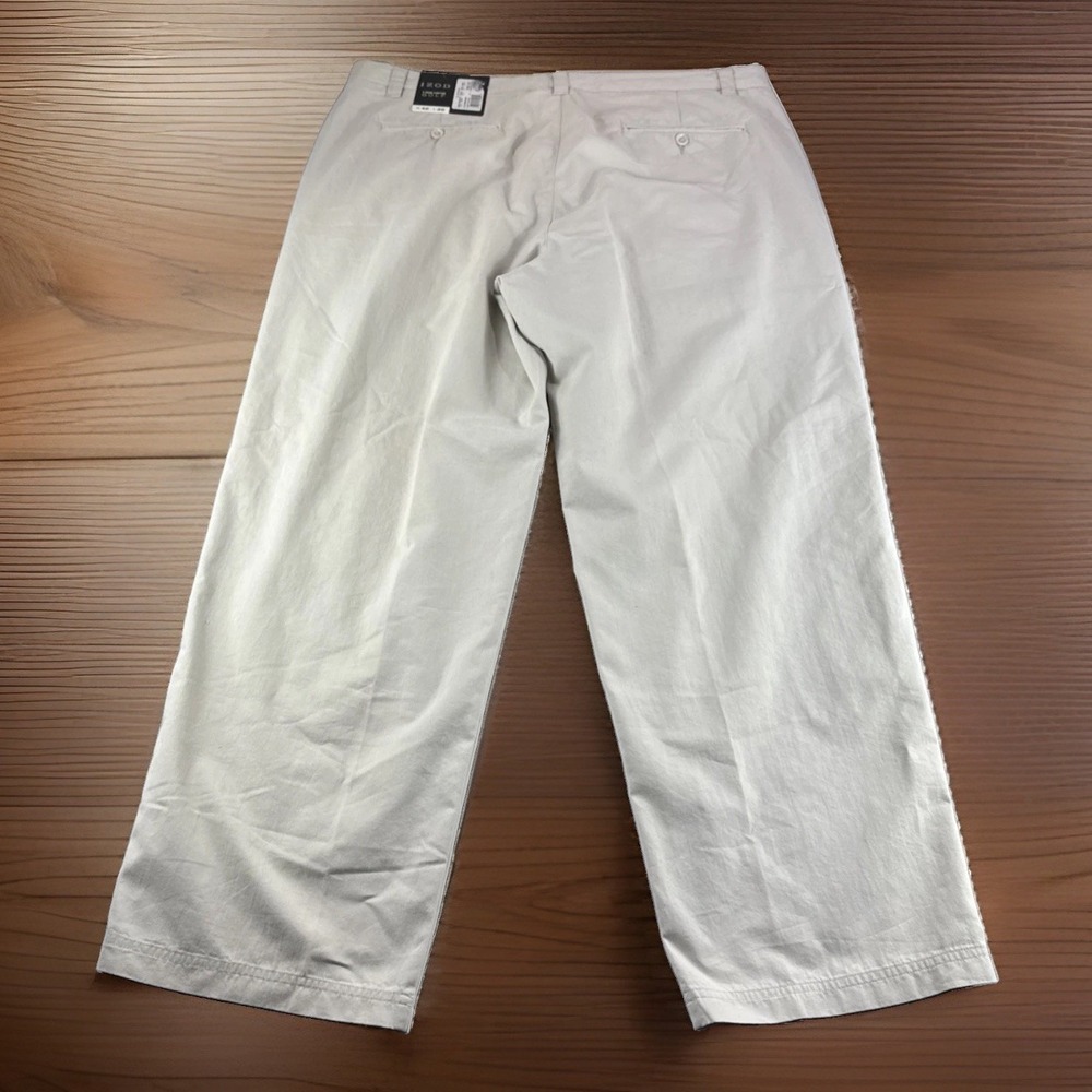 IZOD XFG Khakis Mens 40x30 Beige Pants Xtreme Function Golf Performance NEW